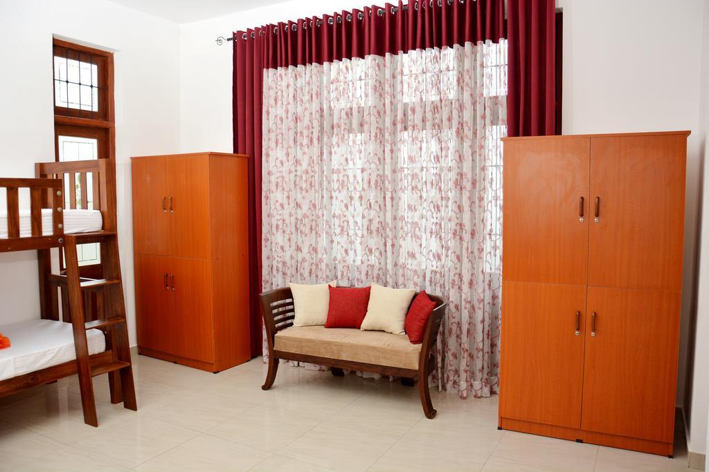 Colombo Mount Beach Hostel Dehiwala-Mount Lavinia Luaran gambar